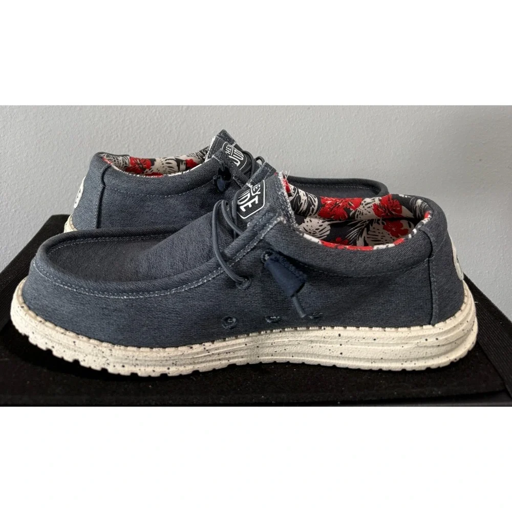 Hey Dude Men’s Navy Canvas
